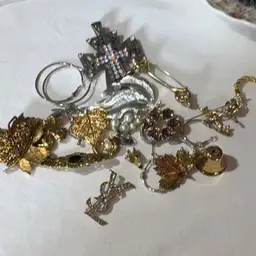 #01 - Buyers Choice $1.50 Start.