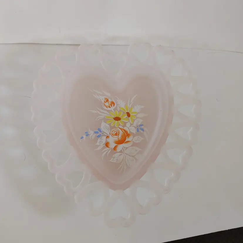 Westmoreland Pink Satin Glass Heart Shaped Trinket Dish with Floral Spray. 1940-60. No chips or cracks.