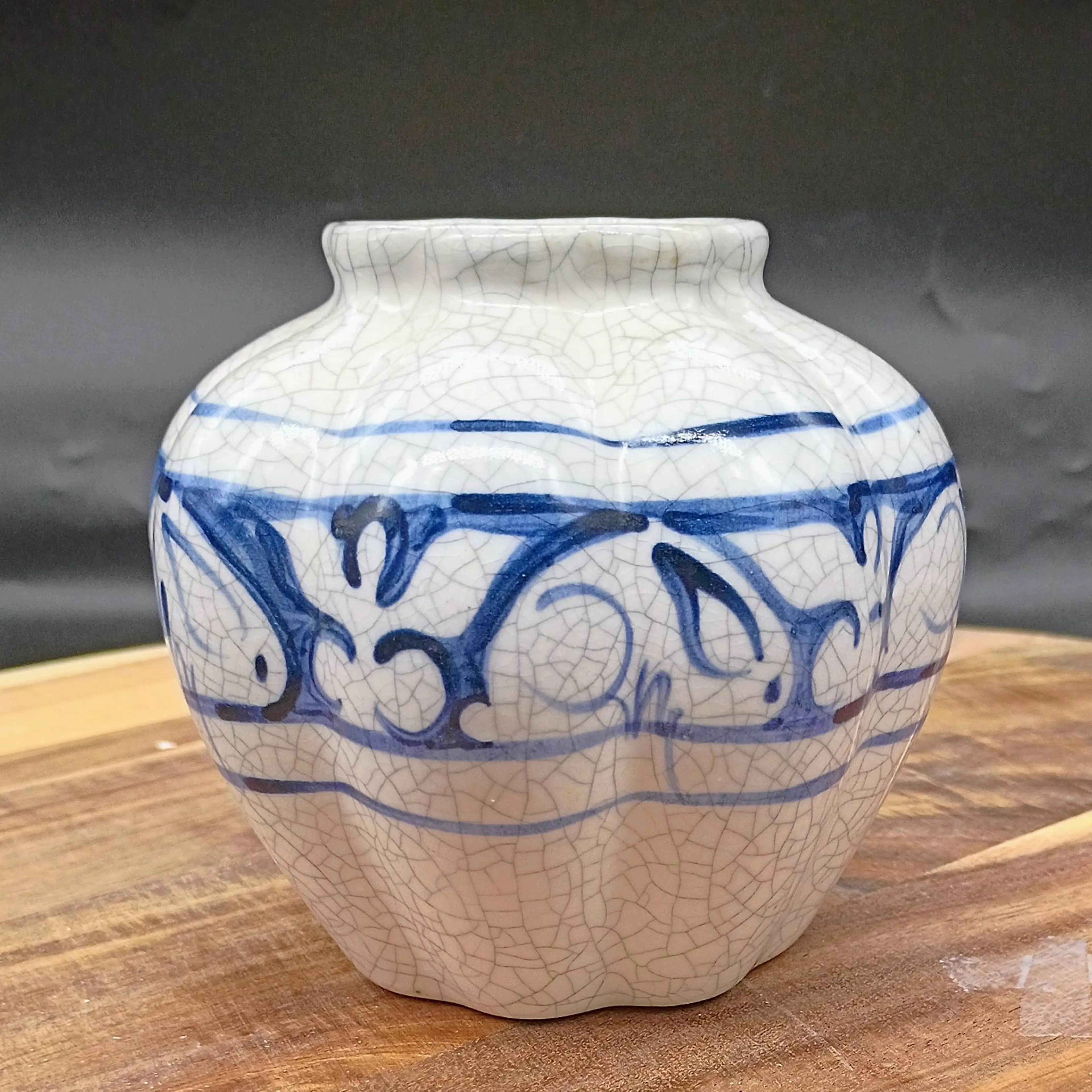 Image 2 of 6