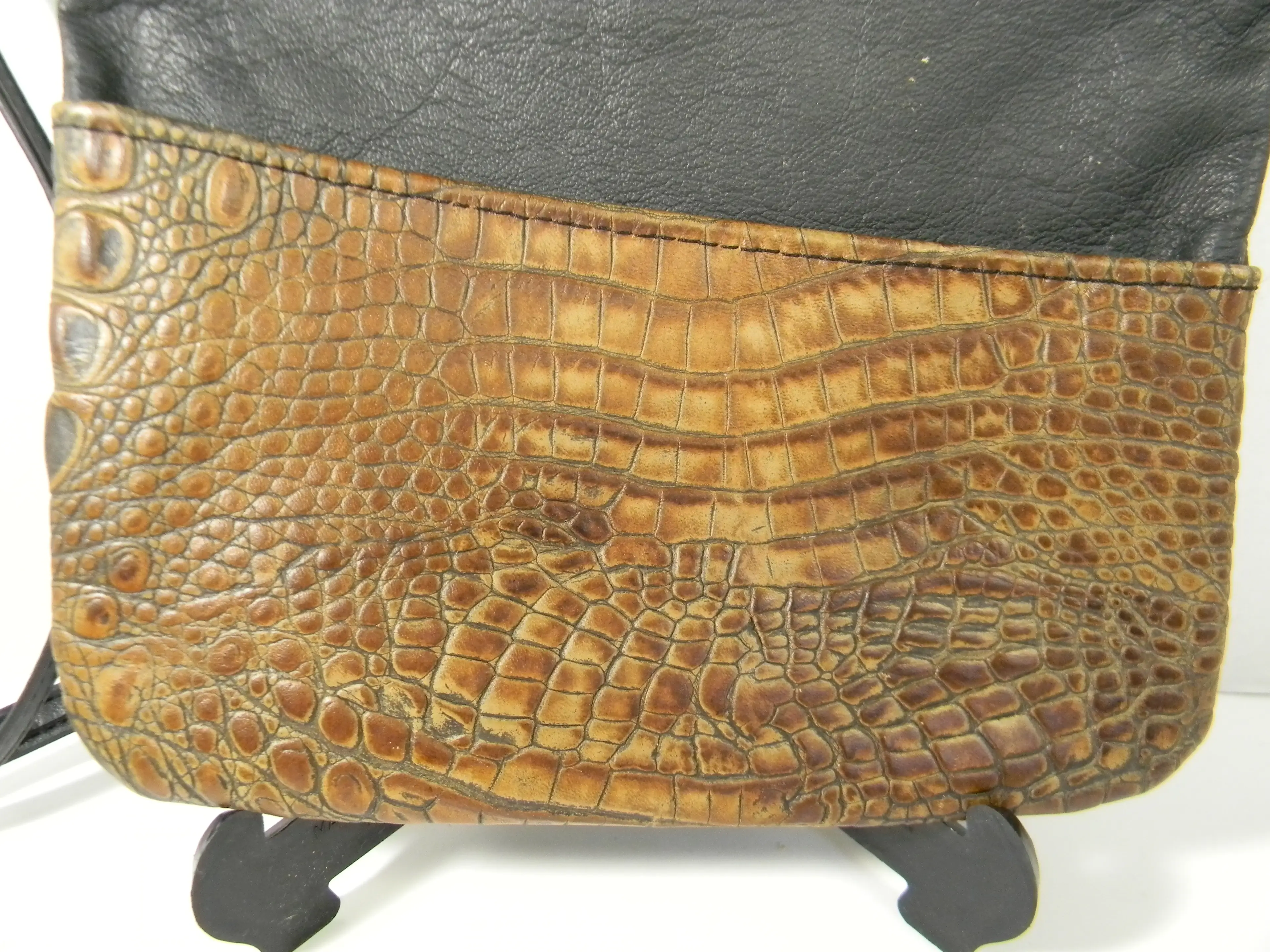 Image 3 of 20