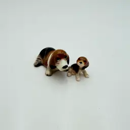 Bone China Hagen Renaker Basset Hound Dad And Pup
