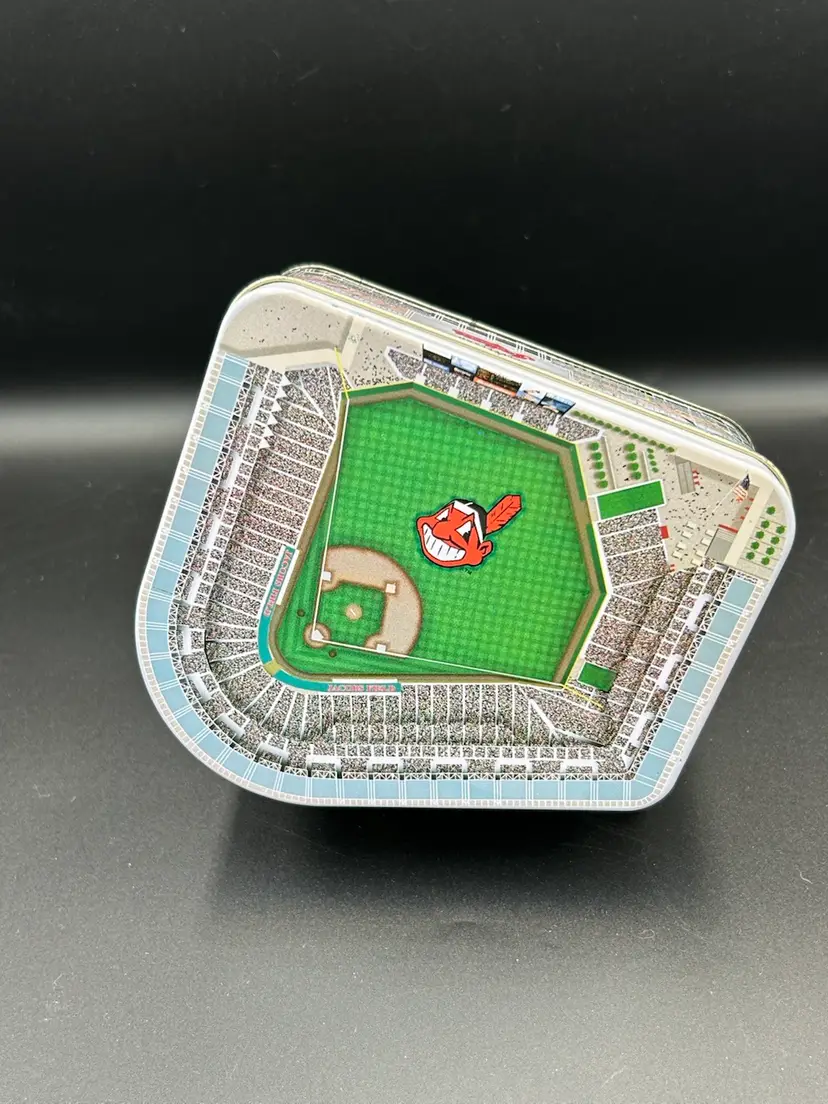 Jacobs Field Stadia Tins #16