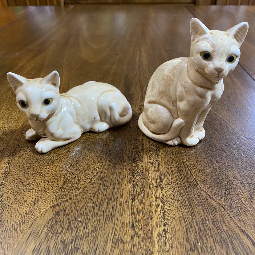 Pair Of Japan Cat Figurines