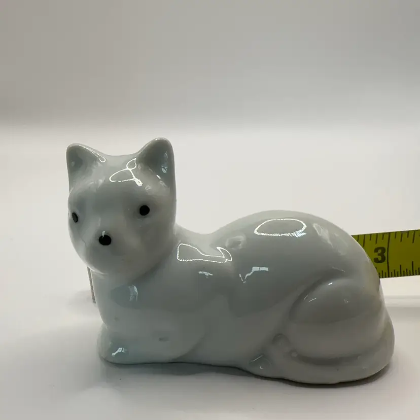 Porcelain Cat