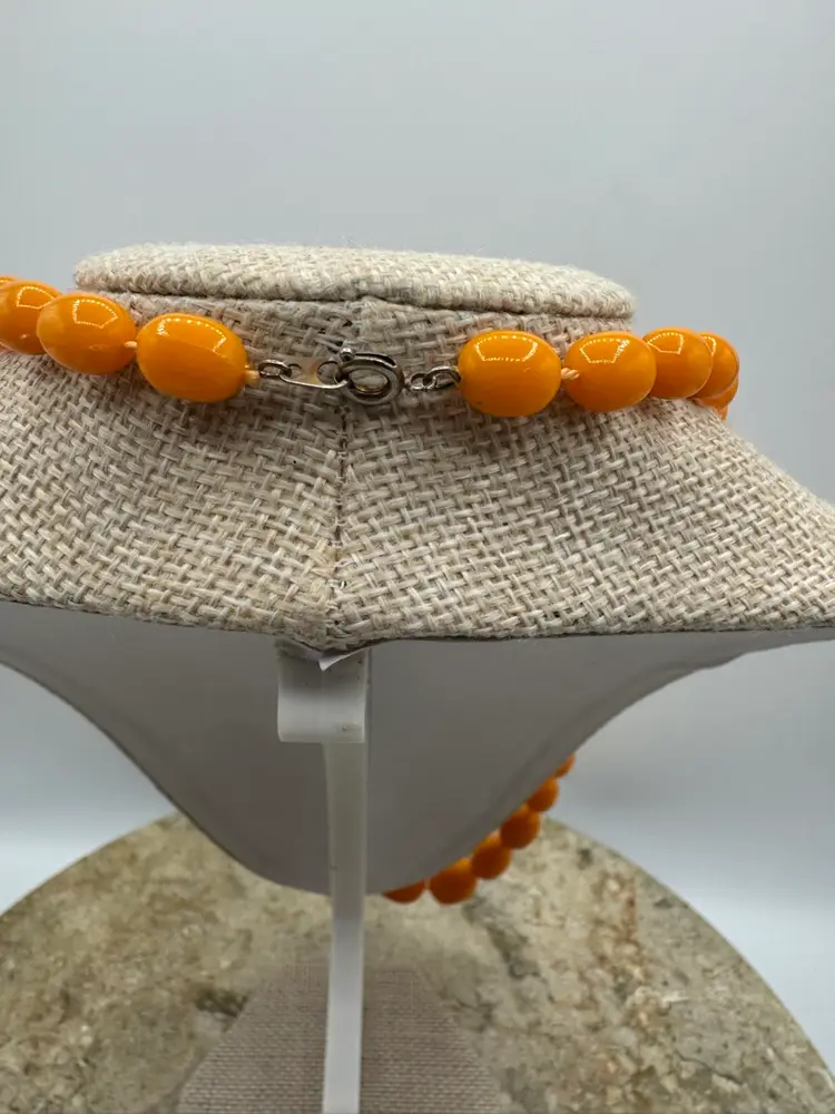 Vintage Orange Graduating Bead UV Glow Necklace