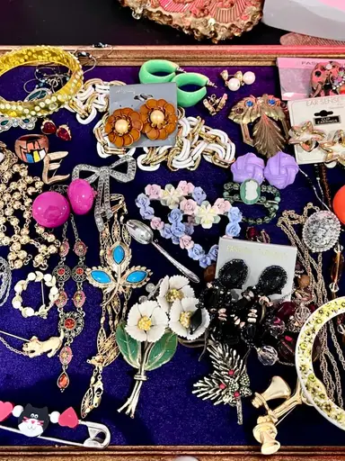 Jewelry Clear Out! $3 & $5 Starts!