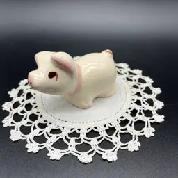 Rio Hondo California Pottery Mini Pig 2" tall