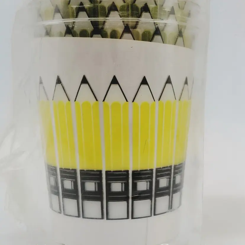 School Party Beverage Cups Glasses 24 Plastic Yellow Pencil 10 oz Vtg NOS USA