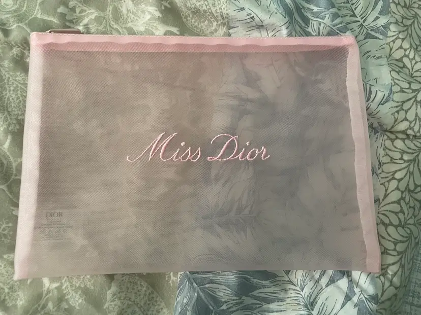 Gwp- Dior Makeup Mesh Pouch