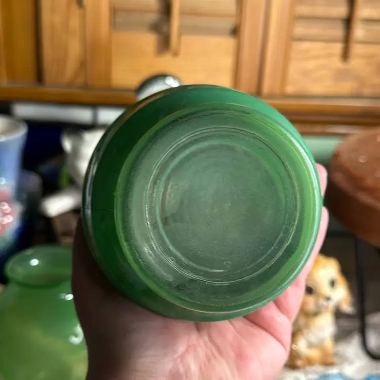 Green Vase Akro Agate Vase?
