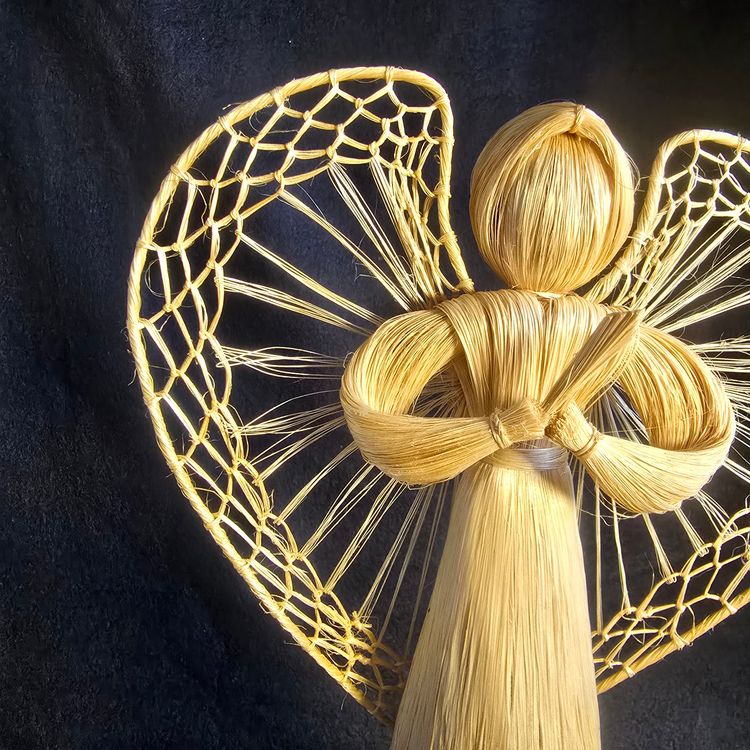 Natural Straw Fiber Angel with Woven Wings Retro Style (12″)