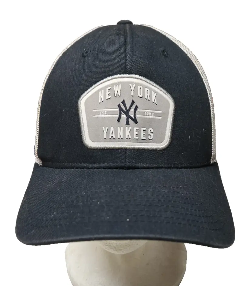 New York Yankees Fan Favorite Genuine Merchandise Mesh Trucker Snap Back Hat