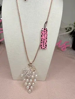 Betsy Johnson Cluster Faux Pearl Grape Pendant Charm Long 26 Inch Plus  Gold Chain