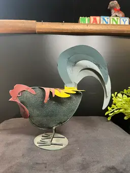 Primitive Style Metal Rooster Art Figurine