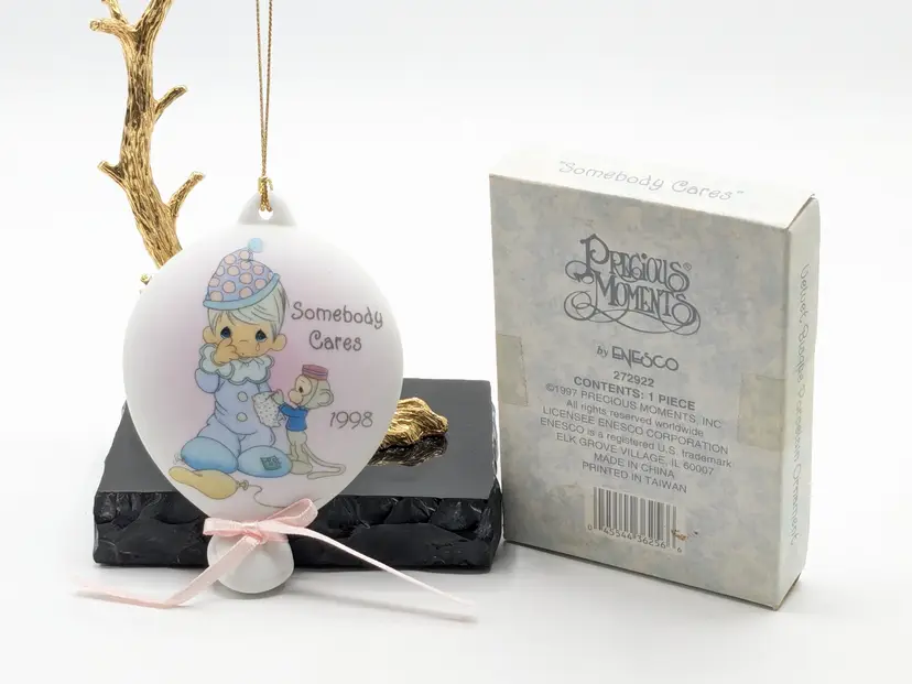 Vintage Enesco Precious Moments Christmas Ornament 1998