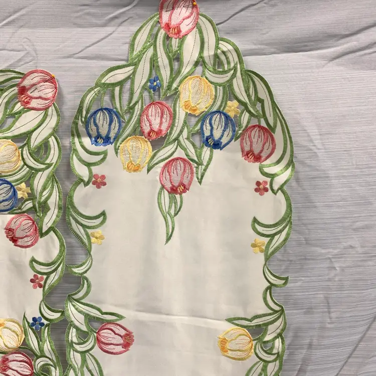 Tulips Table Runner & Tablecloth