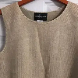 VTG JOHN ROBERTS Women's “Piqué Knit Shell, soft light olive tone” size 10