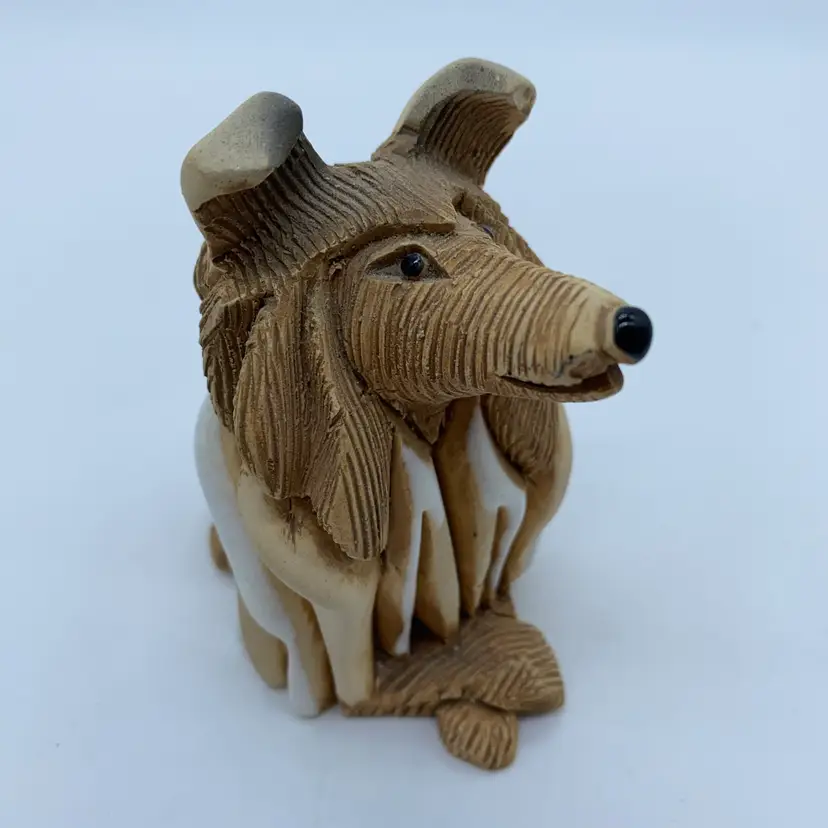 #3022 Handcrafted Artesania Rinconada Collie dog ceramic figurine.