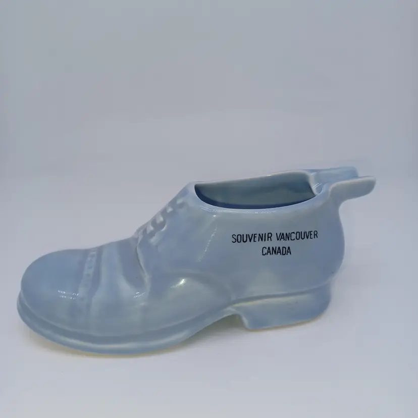 Sylvac Pottery Shoe Ashtray, 1960s Kitsch Decor, Glazed Blue Ceramic, Tobaccian