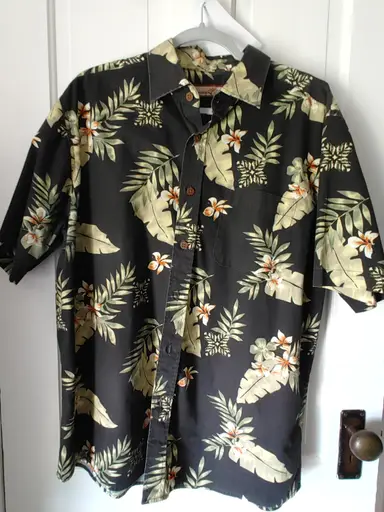 Men's clothing clearance! $5! Adding more during show.