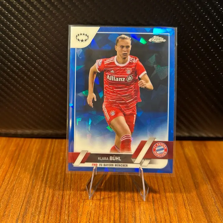 Klara Bühl 22/23 Topps Chrome Sapphire UWCL