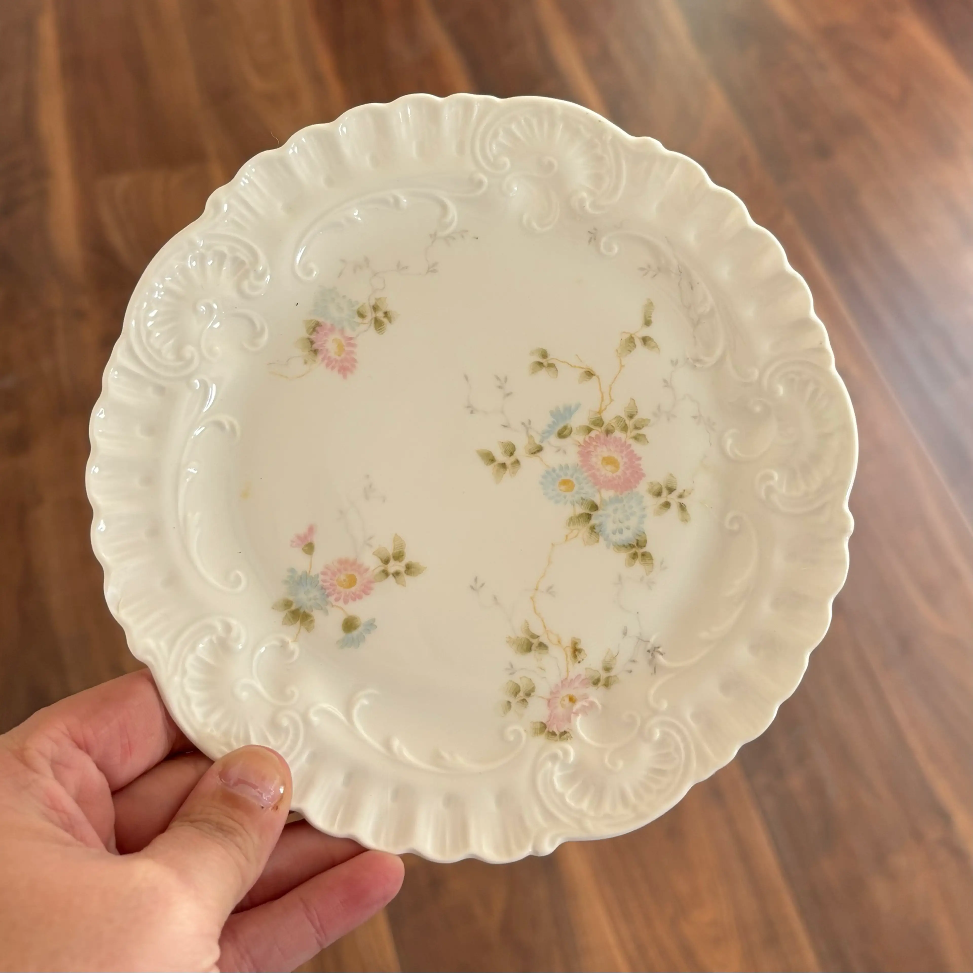 Image 1 of 5