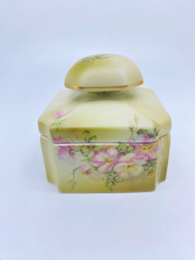 Nippon Dresser Vanity Box