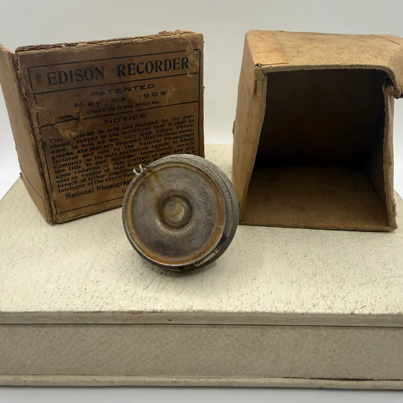 EDISON CYLINDER PHONOGRAPH RECORDER With Box. Untested.