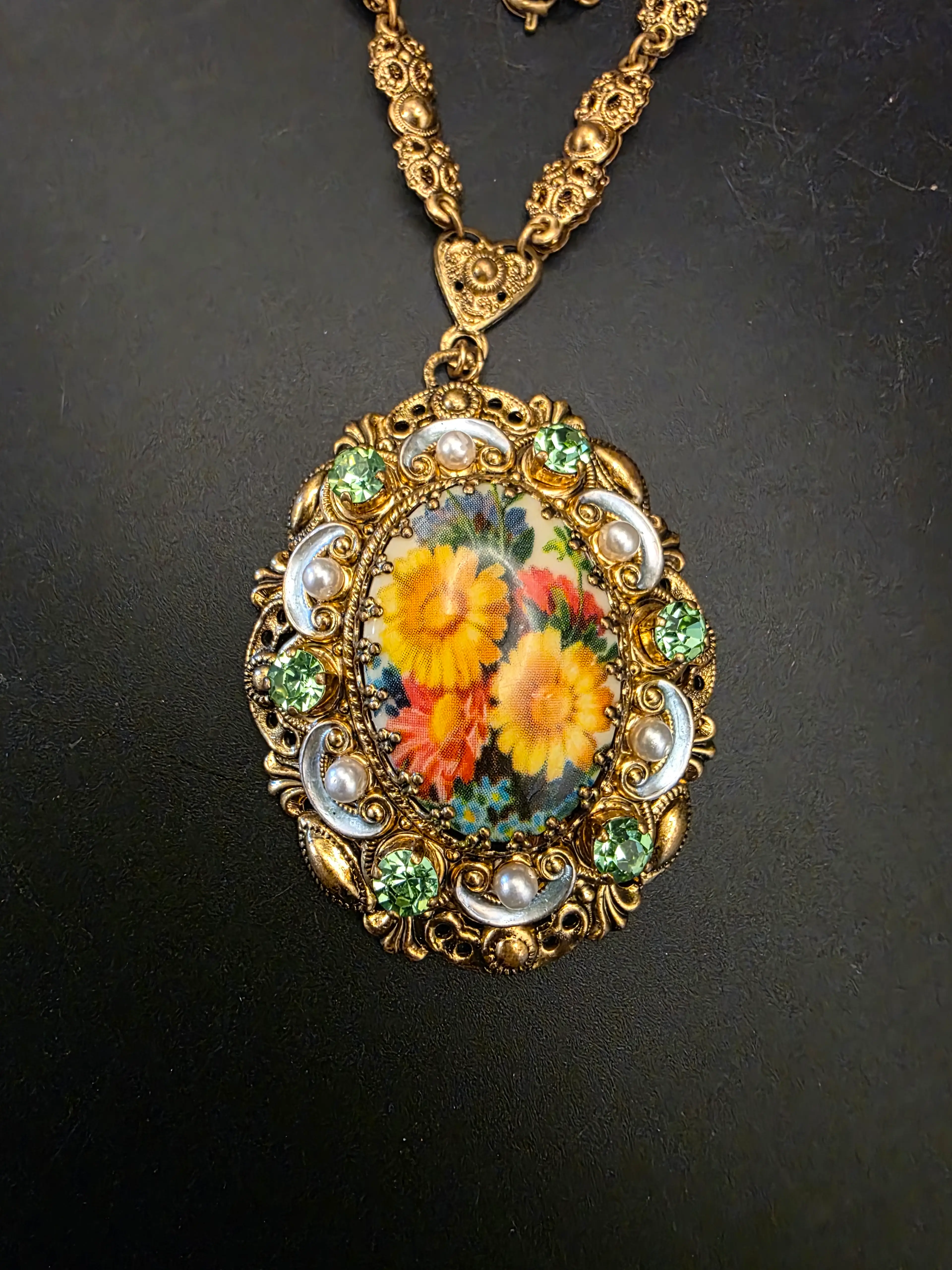 Image 1 of 4