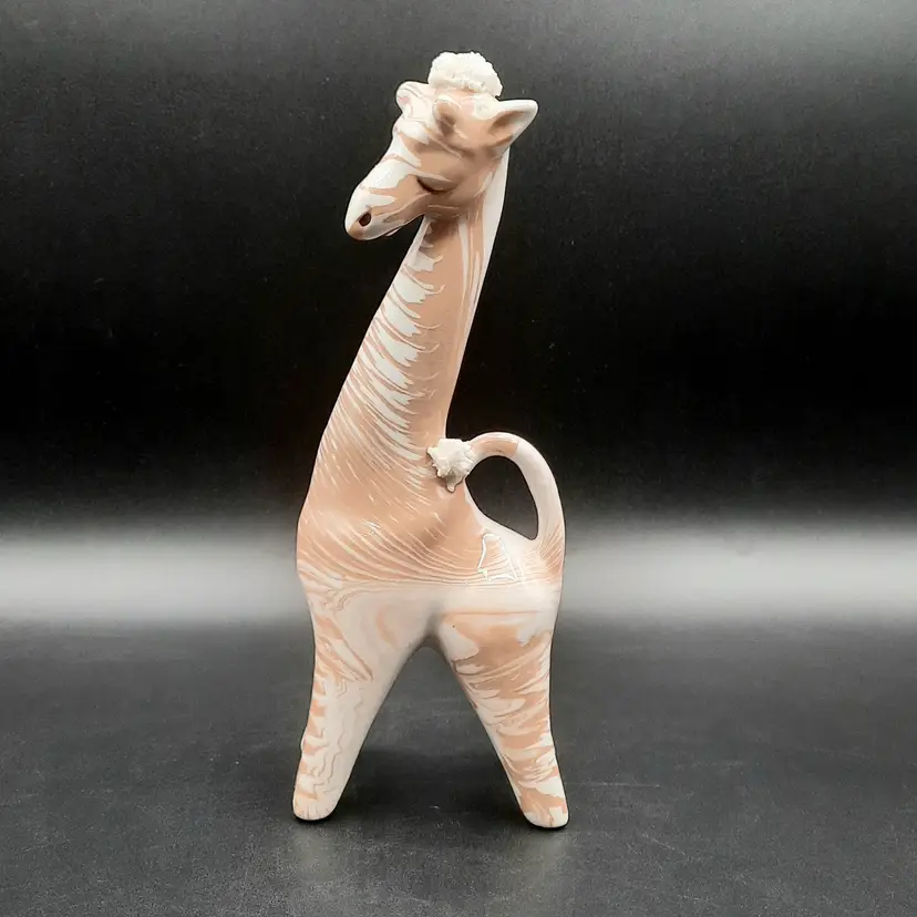 Enesco Marble Cake Giraffe Figurine with Spaghetti Trim