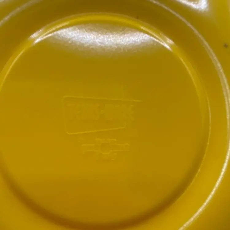 Vintage Texas Ware Small Plate & Saucers, 14 Pcs, Bright Yellow, Like New Condition