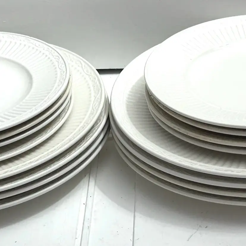 Set Of 16 Plates Mikasa Italian Countryside 00900