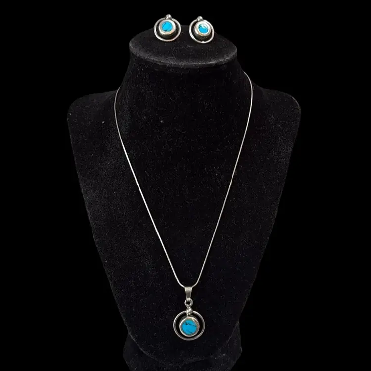 925 Mexico Taxco Chain W Turquoise pendent & Pierced Erring Set