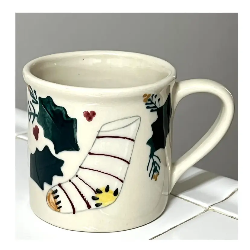 Hartstone Pottery Hand Painted Christmas Gingerbread Man Stocking Ornament Coffee Tea Mug 3.5 in Height