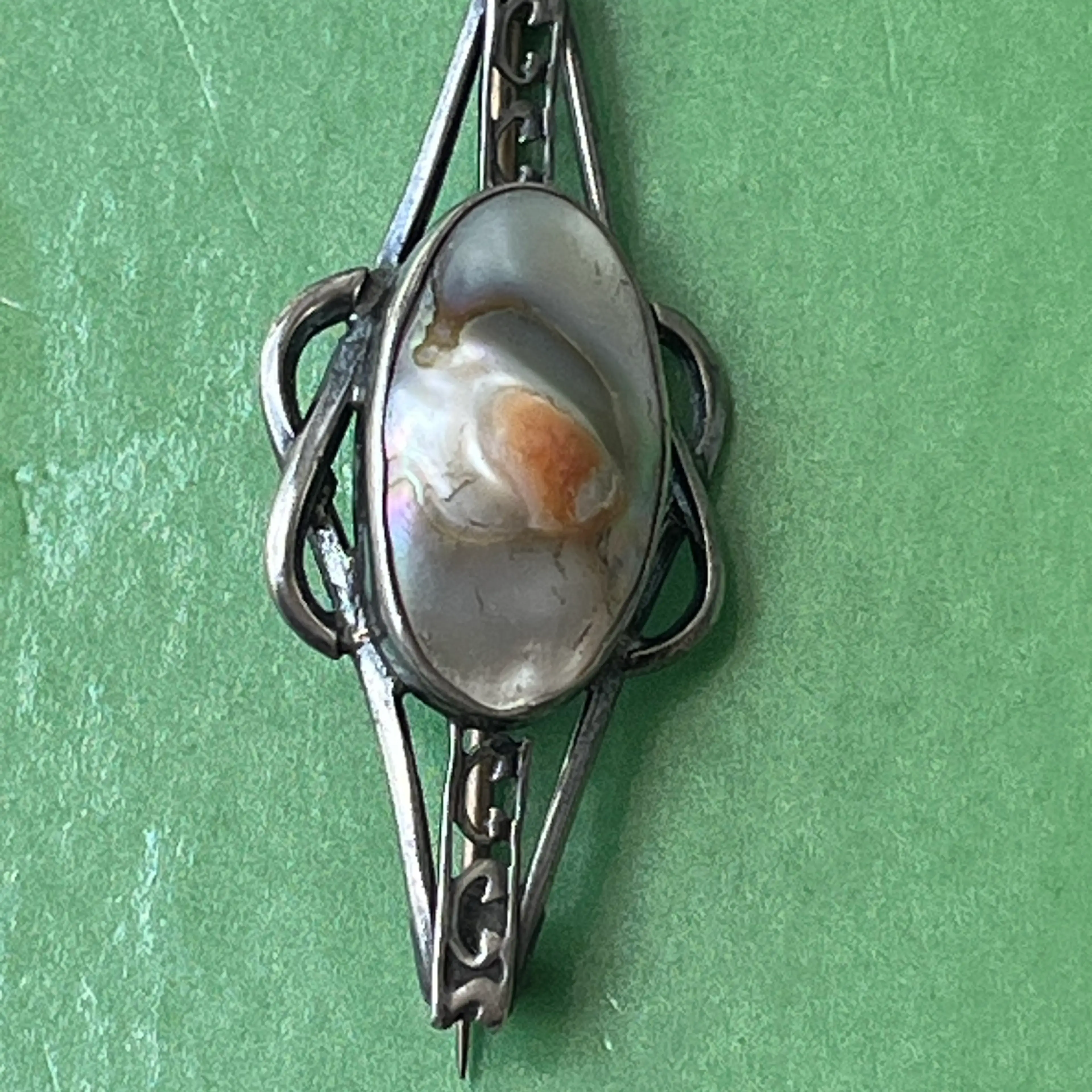 Image 2 of 7