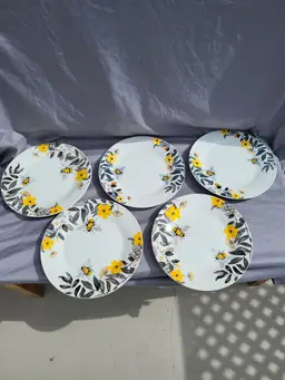 SET OF 5 - Royal Norfolk Honey Spring Bee & Yellow Flower Dinner Plates 10.5”