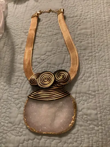 Uniquearoundthecorner $5 Start Necklaces 