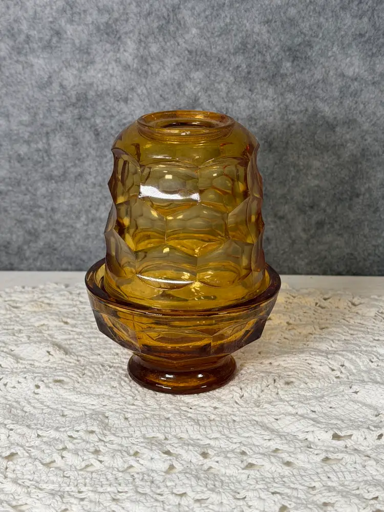 **PICK OF THE WEEK – $1 START ✨
Vintage Viking Amber Fairy Light – Honeycomb
