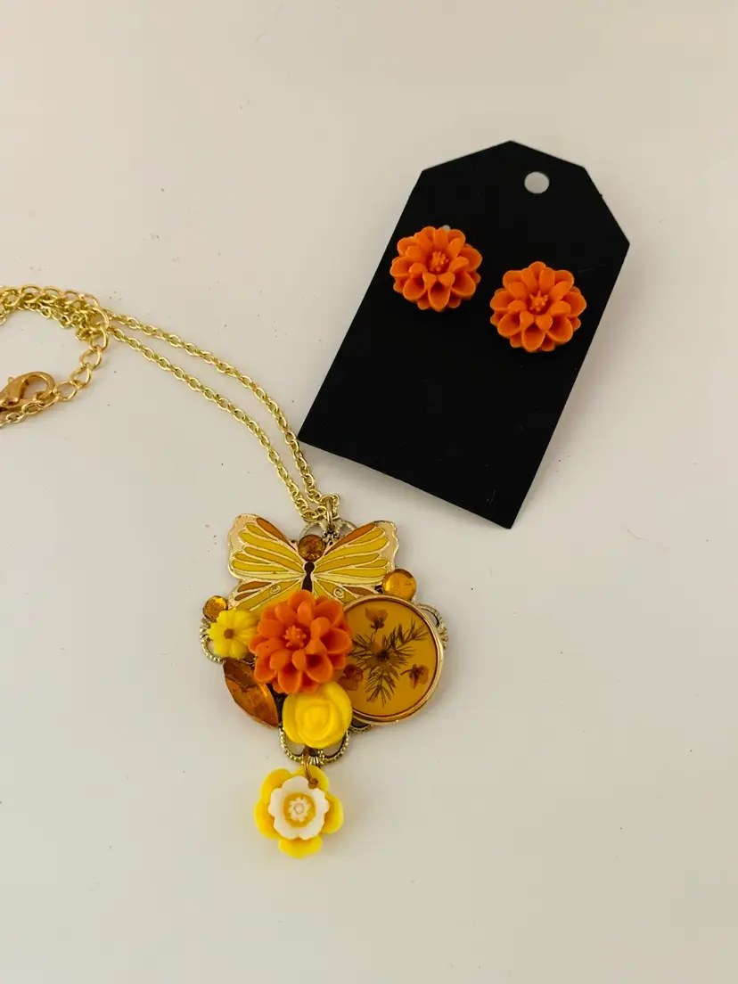 Vintage Butterfly Collage Necklace & Earrings