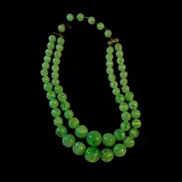 Witchy Cauldron Goblin Green Sparkling Glitter Vintage Bead Necklace (Apple Green) 28”