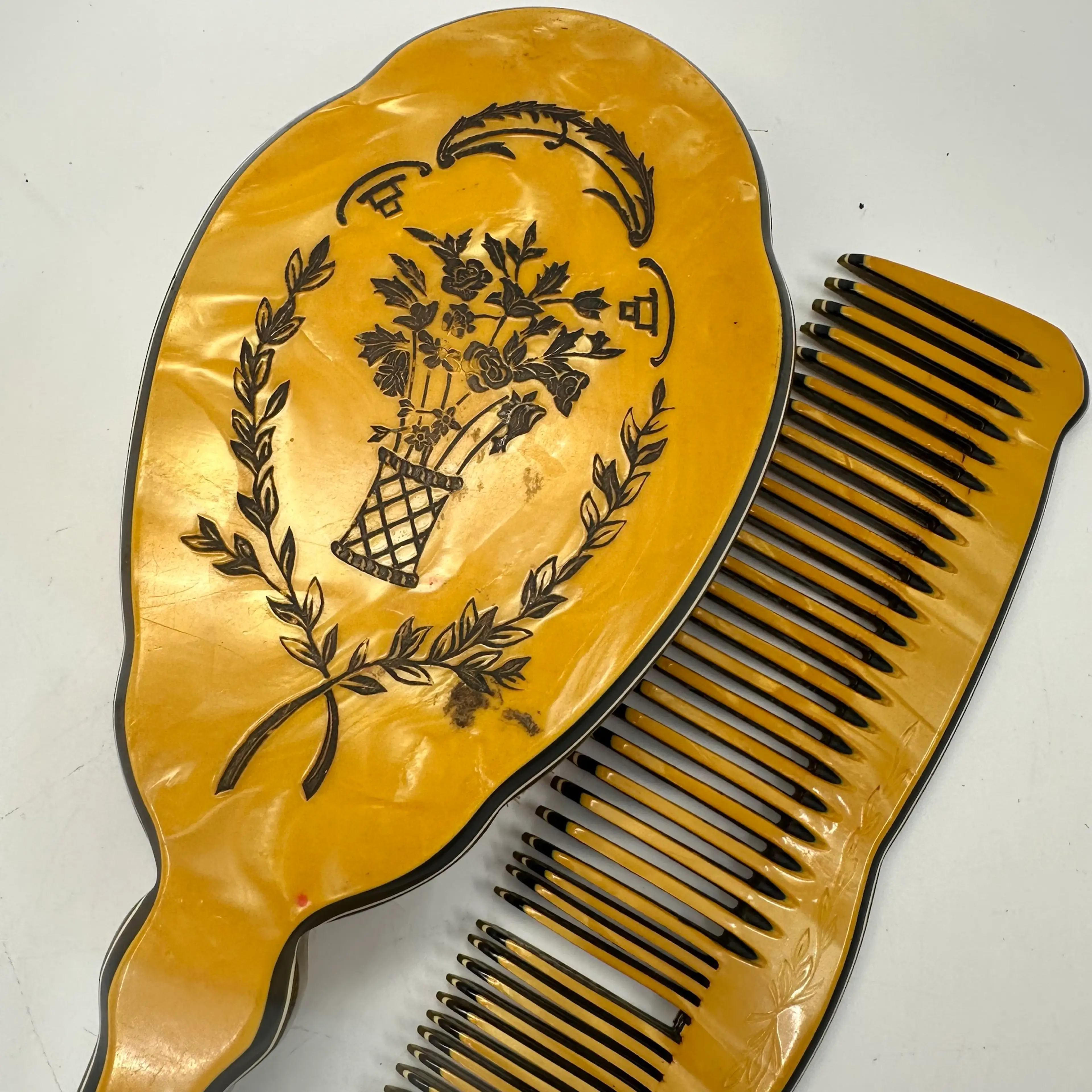 Image 1 of 4