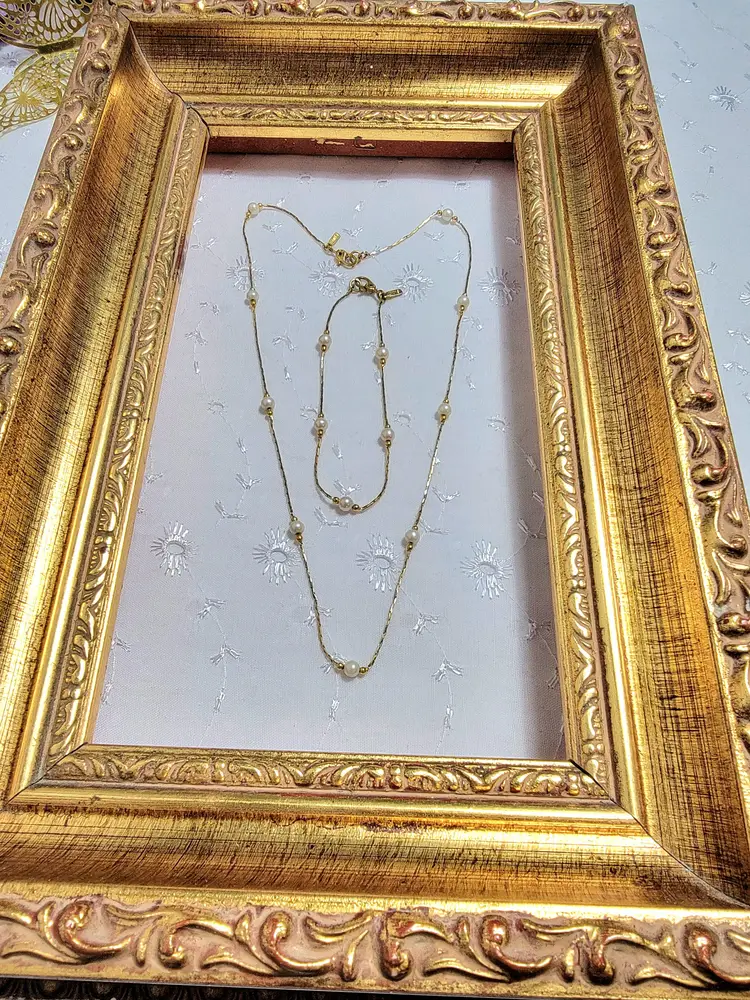 #01 Elegant Vintage Monet Demi-parure Goldtone Chain And Faux Pearl Station Necklace