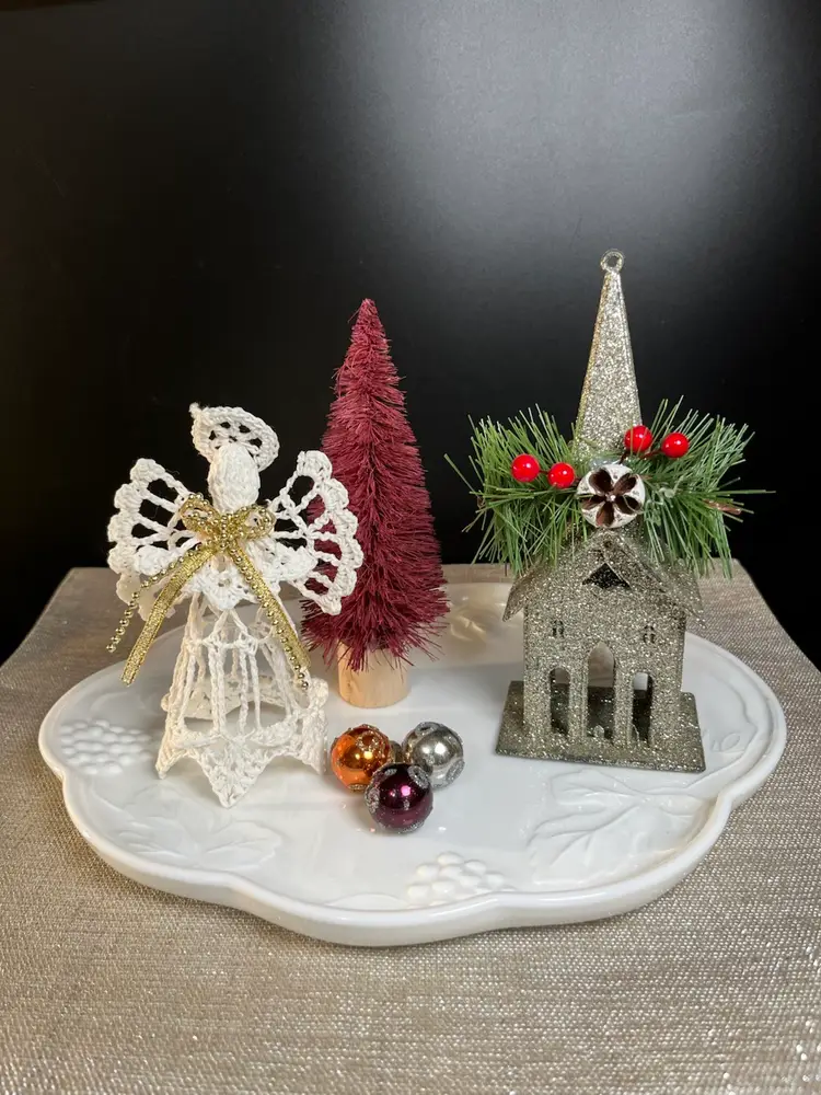 Made By Me! "Angels We Have Heard On High!" Assemblage