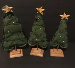 Trio of Primitive Folk Art Fabric Christmas Tree 13/11/9 In Red Green
