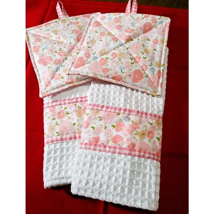 Country Kitchen Towel 4 piece set - Dish / Tea Towel and Potholders, Handmade - White and Pink