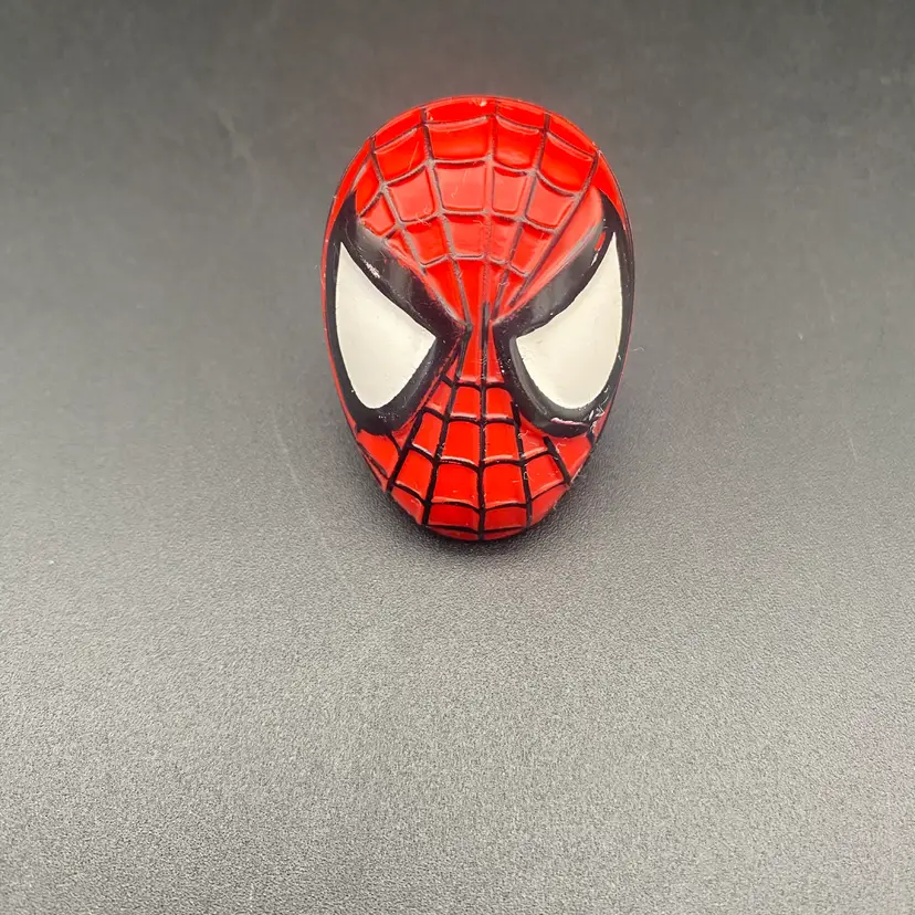 Spider-Man Head Kid's Ring Party-Favor or Cupcake Topper - VTG 2004 Marvel