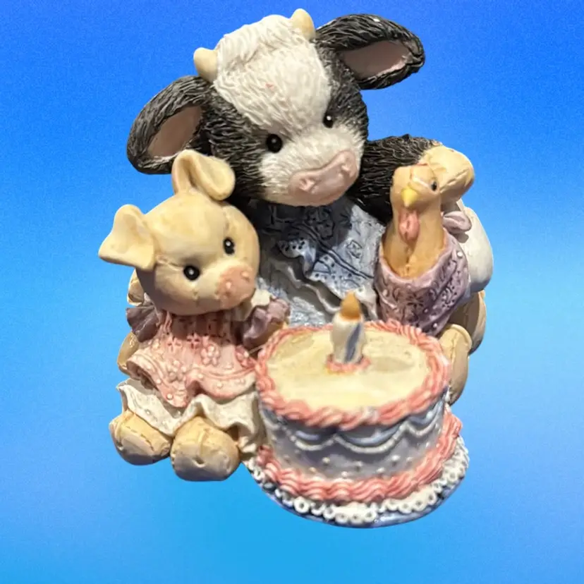 Mary's Moo Moos " Buttercream Wishes" Figurine