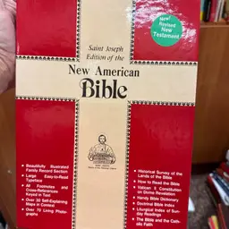 New American Bible ~ Large typeface~Illustrated Catholic Publishing Company New