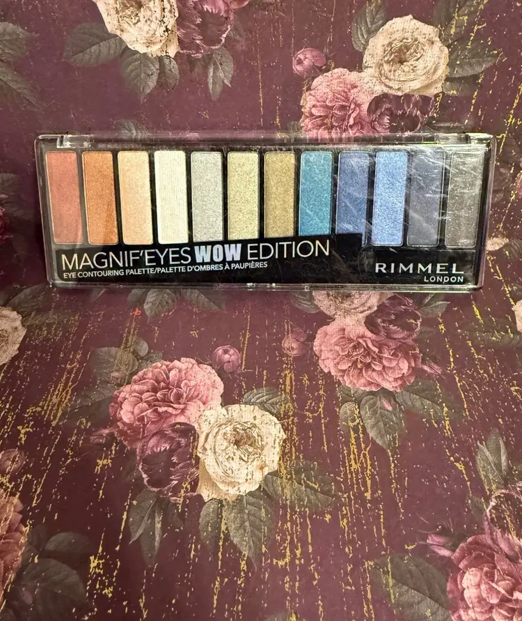 Rimmel Magnif'eyes Wow Edition Eye Contouring Palette, 006 Wow Edition 12 shades