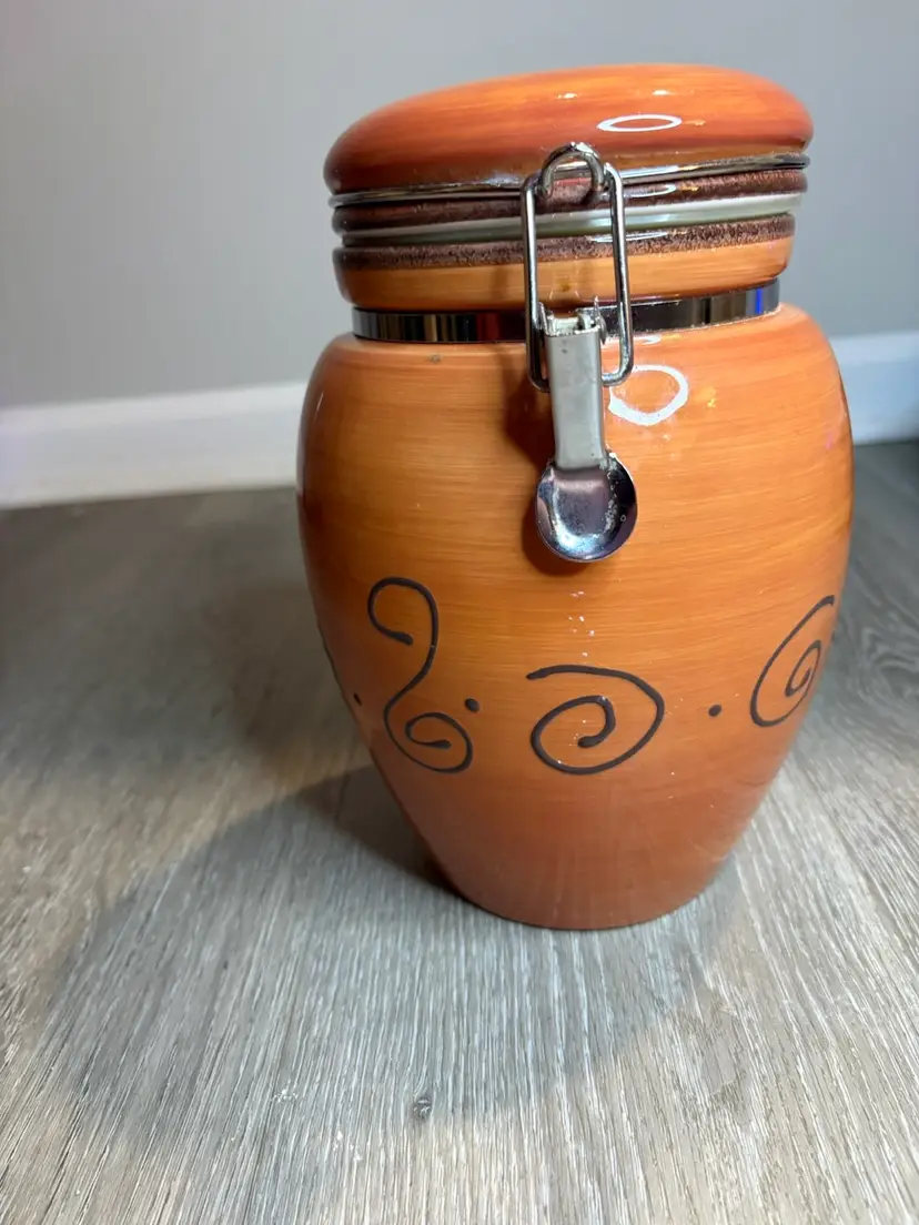 Tabletops Unlimited Ambrosia (Raised Scrolls) large canister